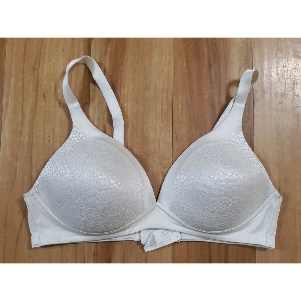 Warners Back Smoothing Light Lift Wireless T-Shirt Bra Size 36C WHITE W4013